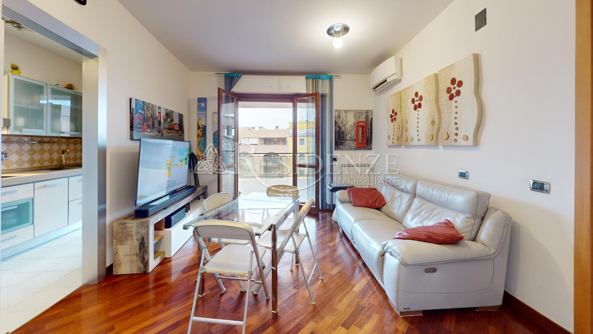 Piazza-Leon-battista-Alberti-Living-Room